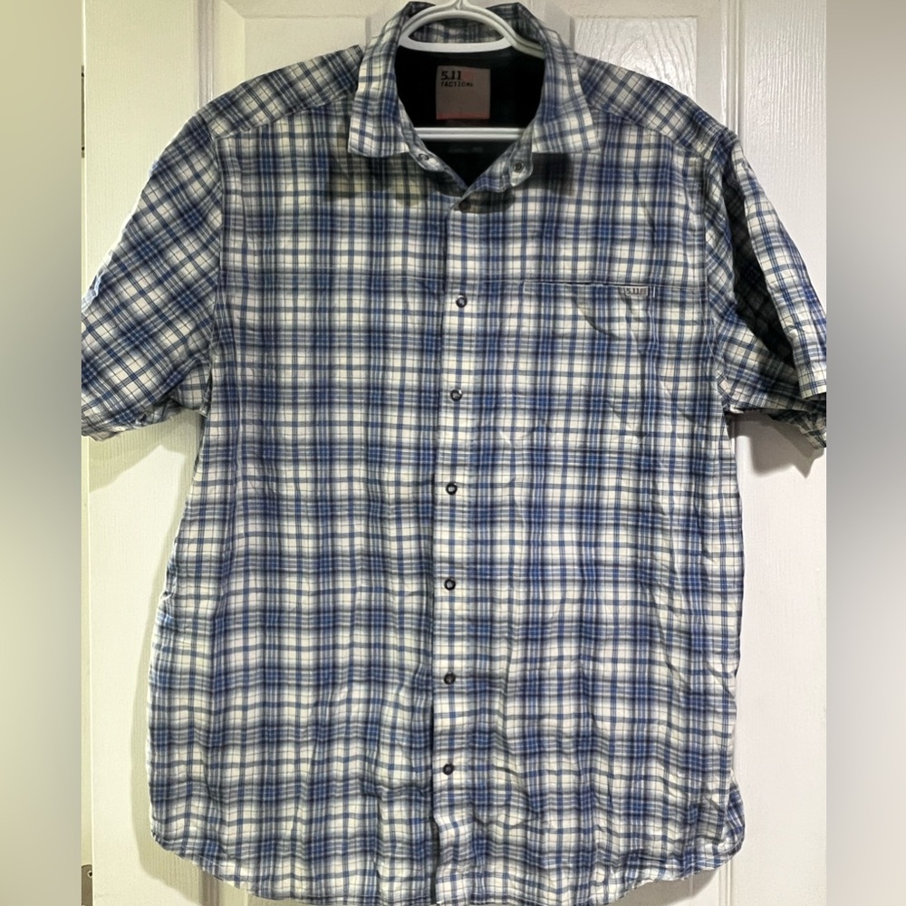 5.11 Tactical Short Sleeve Shirt. Large.